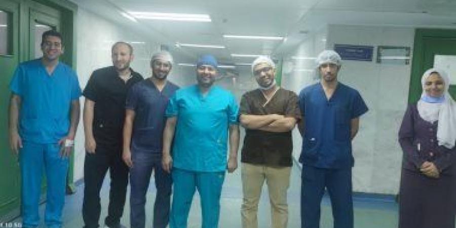 فريق مستسفى سوهاج الجامعي